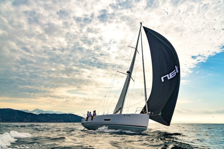 Elan E5 en el mar Elan E5 en el mar