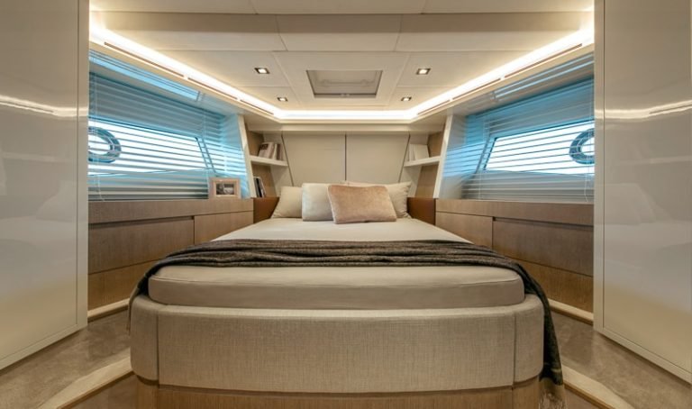 MCY 70 VIP cabin MCY 70 VIP cabin
