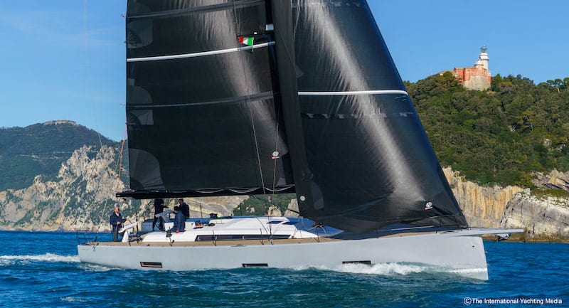 Líneas del ICE Yachts 54 Líneas del ICE Yachts 54