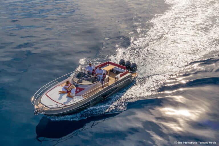 Sessa Key Largo 40 in mare 2 Sessa Key Largo 40 in mare 2