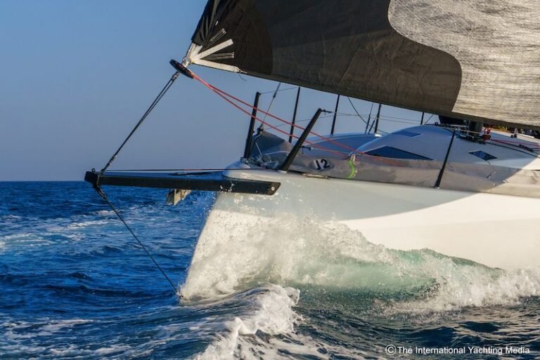 Neo 430 Roma bowsprit 2 Neo 430 Roma bowsprit 2