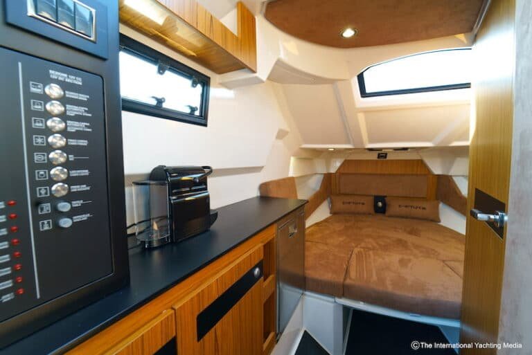 MAR-CO-E-MOTION-36-interiors MAR-CO-E-MOTION-36-interiors