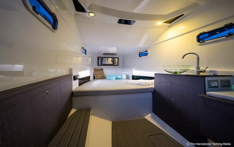 Intérieur Pirelli 35 Intérieur Pirelli 35