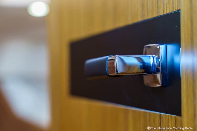 handle handle