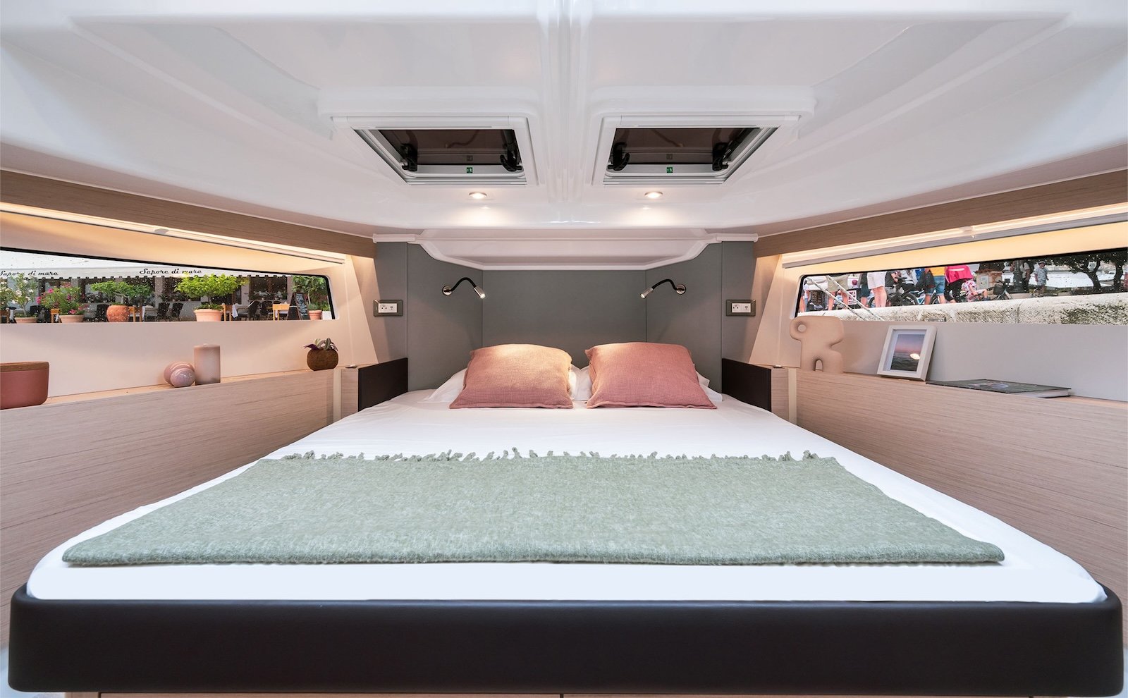 Cabina armatoriale Delphia 11 Flylounge